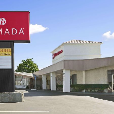 Ramada By Wyndham Torrance Hotel Exterior photo